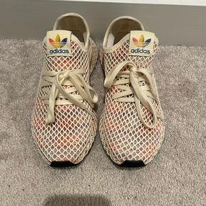 Adidas Deerupt Runner